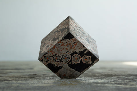 Uncovered Cube #106, MADARA MANJI, 2022Gold, silver, copper, brass9.3 × 9.3 × 9.3 cm