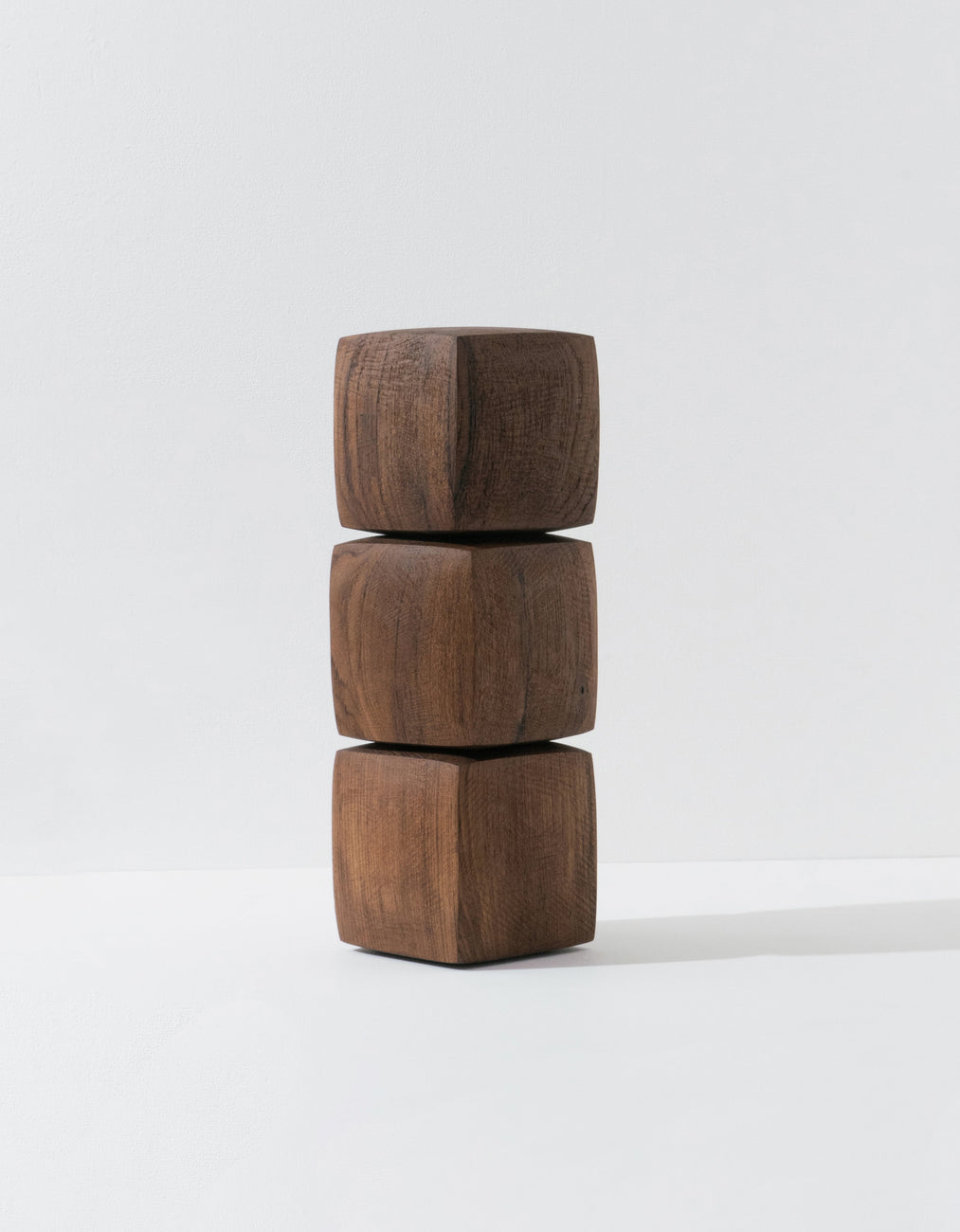 The core of self_tea3, MASAYUKI TSUBOTA, 2020Teak19.0 × 19.0 × 45.0 cm