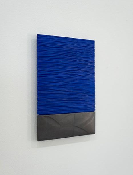 The wall of self_ultbbf1, MASAYUKI TSUBOTA, 2024Gesso, pigments, acrylic on basswood, black foil28.0×3.5 × 38.0 cm