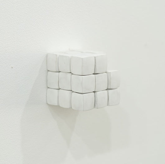 The core of self_gf26, MASAYUKI TSUBOTA, 2024Gesso on basswood10.0 × 10.0 × 10.0 cm